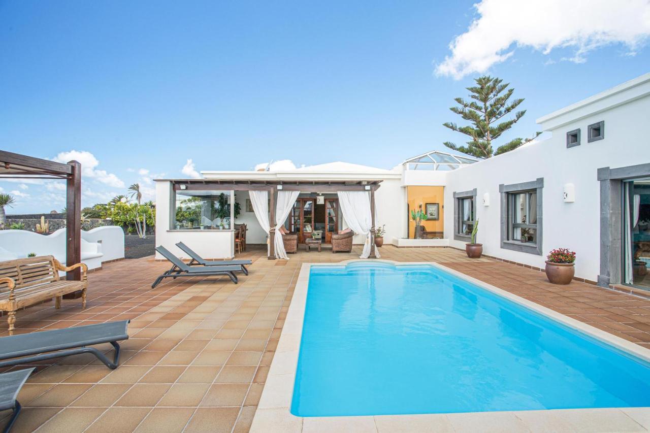 Villa Capricho Playa Blanca  Luaran gambar
